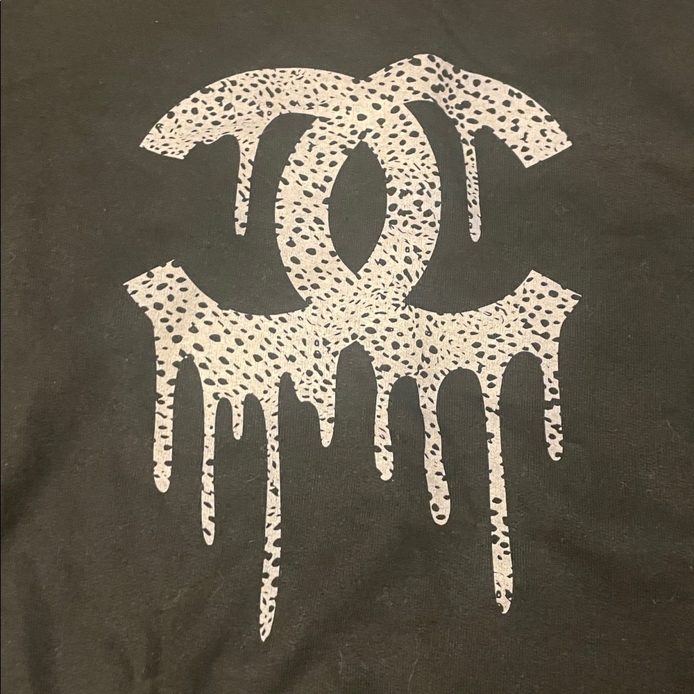 Sweatshirt - Picture 2 of 5